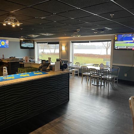 Lakeside Inn Wakefield Luaran gambar
